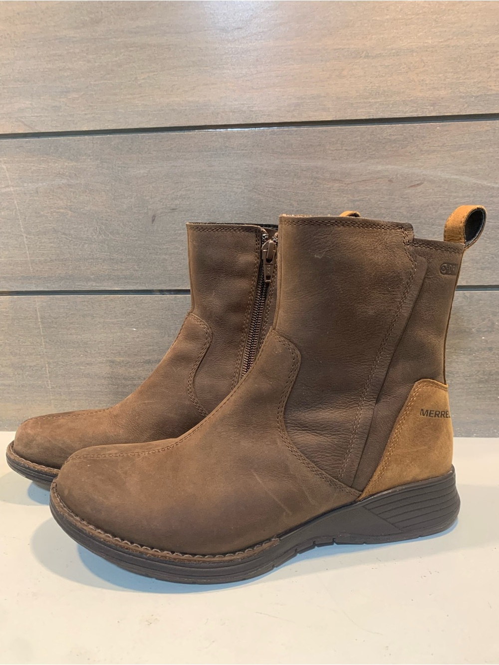 Merrell Womens Tan Leather Ankle Boots Zip Closure Waterproof Size 5 Western - Picture 4 of 8